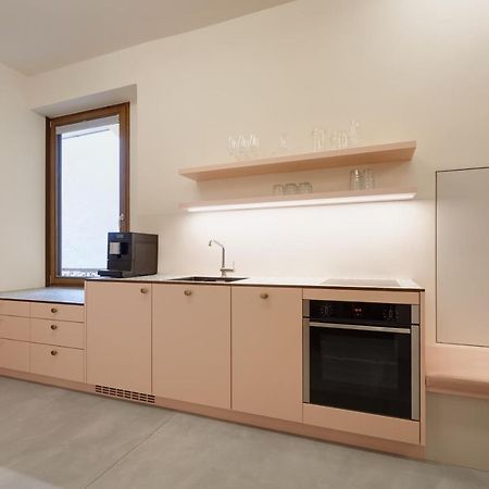 Goldengel Design-Suiten Frieda Maria Im Herzen Von Kaltern Exterior photo